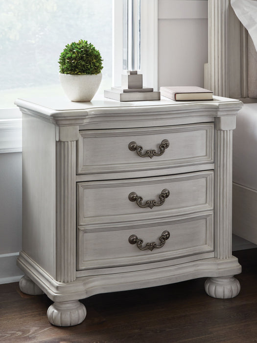 Montelaine - Antique White - Three Drawer Night Stand